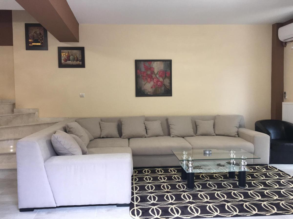 Aparthotel Archontiko Kirfis In Desfina Exteriér fotografie